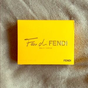 🎁NWT FAN DI FENDI EAU DE PARFUM🎁
